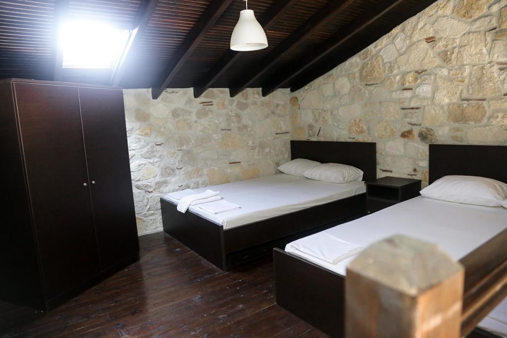 Gioulis Apartments & Studios Неа-Плайя Экстерьер фото